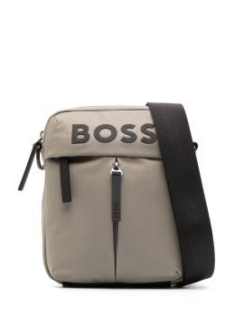 BOSS logo-appliqué messenger bag - Grün von BOSS