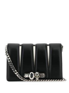 Alexander McQueen Slash Tasche mit Nieten - Schwarz von Alexander McQueen