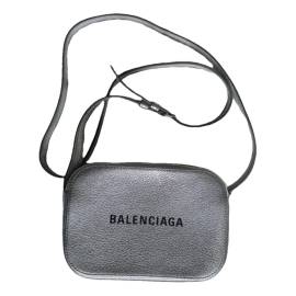 Balenciaga Everyday Leder Cross body tashe von Balenciaga