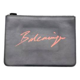 Balenciaga Everyday Leder Handtaschen von Balenciaga