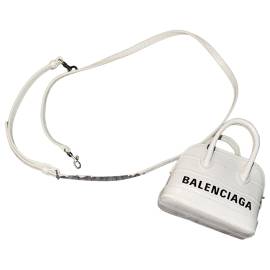 Balenciaga Ville Top Handle Lackleder Handtaschen von Balenciaga