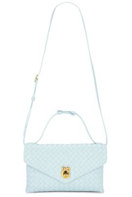 Bottega Veneta TASCHE KNOT LOCK in Zenith & Muse Brass - Blue. Size all. von Bottega Veneta