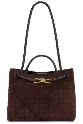 Bottega Veneta TASCHE MEDIUM ANDIAMO in Fondant & Muse Brass - Brown. Size all. von Bottega Veneta