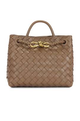 Bottega Veneta TASCHE SMALL ANDIAMO in Pinecone & Muse Brass - Brown. Size all. von Bottega Veneta