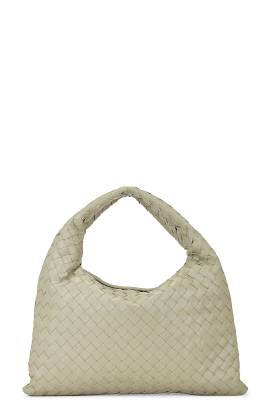 Bottega Veneta TASCHEN SMALL HOP in Travertine & Muse Brass - Taupe. Size all. von Bottega Veneta