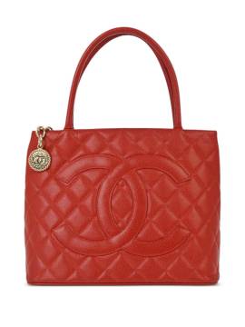 CHANEL Pre-Owned 2002 pre-owned Medallion Shopper - Rot von CHANEL Pre-Owned