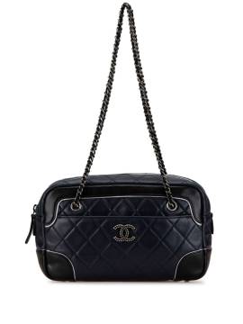 CHANEL Pre-Owned 2015-2016 gesteppte Kameratasche mit CC - Blau von CHANEL Pre-Owned