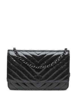 CHANEL Pre-Owned 2018 gestepptes Portemonnaie mit Kettenriemen - Schwarz von CHANEL Pre-Owned