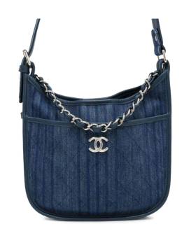 CHANEL Pre-Owned 2018 mittelgroße Hobo-Tasche aus gestepptem Denim mit Dschungel-Print - Blau von CHANEL Pre-Owned