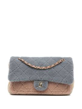 CHANEL Pre-Owned 2019 maxi Single Flap Schultertasche mit Shearling - Grau von CHANEL Pre-Owned