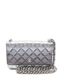 CHANEL Pre-Owned 2020s gestepptes Portemonnaie mit Kettenriemen - Silber von CHANEL Pre-Owned