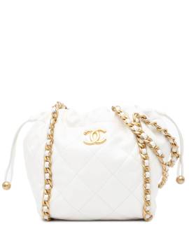 CHANEL Pre-Owned 2021-2024 Gesteppte Chain Around Beuteltasche aus Lammleder - Weiß von CHANEL Pre-Owned