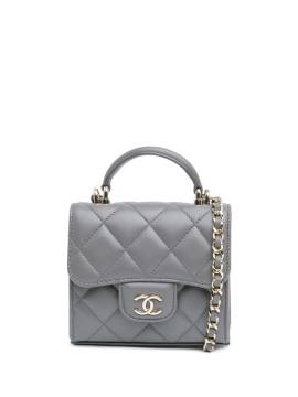 CHANEL Pre-Owned 2021-2024 gestepptes CC Kartenetui aus Lammleder mit Kettenriemen - Grau von CHANEL Pre-Owned