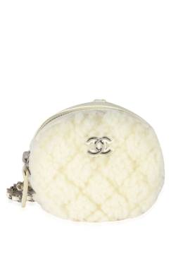 CHANEL Pre-Owned 2021 Coco Neige Mini Circle Clutch - Weiß von CHANEL Pre-Owned