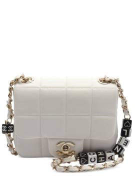 CHANEL Pre-Owned 2021 pre-owned mini Classic Flap Schultertasche - Weiß von CHANEL Pre-Owned