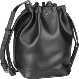 Calvin Klein Re-Lock Drawstring Bag SM SP23  in Schwarz (7.1 Liter), Bucket Bag von Calvin Klein