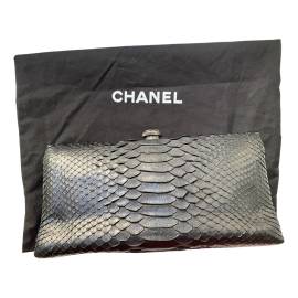 Chanel Mademoiselle Python Clutches von Chanel