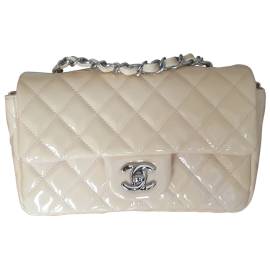 Chanel Timeless/Classique Lackleder Handtaschen von Chanel