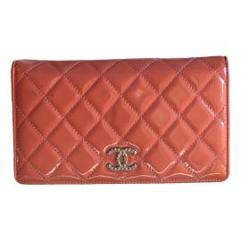 Chanel Timeless/Classique Lackleder Portemonnaies von Chanel