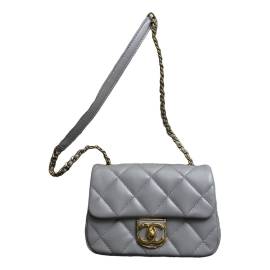 Chanel Timeless/Classique Leder Kleine tasche von Chanel