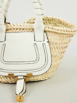 Chloé - Handtasche 'Mini Marcie Basket' White von Chloé