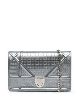 Christian Dior Pre-Owned 2019 Patent Microcannage Diorama Portemonnaie mit Kette - Silber von Christian Dior