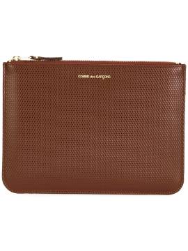 Comme Des Garçons Wallet Texturierte Clutch - Braun von Comme des Garcons