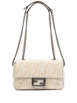 Fendi Pre-Owned 2010-2023 Zucca Canvas Chain Midi Baguette Schultertasche - Braun von Fendi