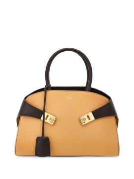 Ferragamo Kleine Hug Handtasche - Nude von Ferragamo