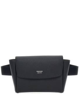 Ferragamo Gürteltasche mit Logo-Print - Schwarz von Ferragamo