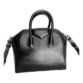 Givenchy Antigona Lackleder Handtaschen von Givenchy
