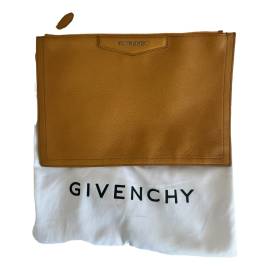 Givenchy Antigona Leder Clutches von Givenchy