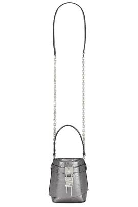 Givenchy TASCHE MICRO SHARK LOCK in Silvery Grey - Metallic Silver. Size all. von Givenchy