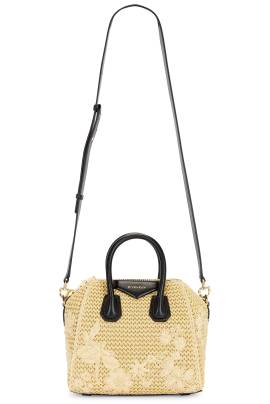 Givenchy TASCHE MINI ANTIGONA in Natur - Tan. Size all. von Givenchy