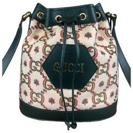 Gucci GG Marmont Bucket Segeltuch Handtaschen von Gucci