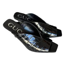 Gucci Marmont Leder Pumps von Gucci