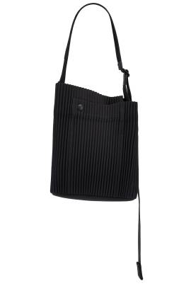 Homme Plisse Issey Miyake TASCHE UTILITY in Schwarz - Black. Size all. von Homme Plisse Issey Miyake