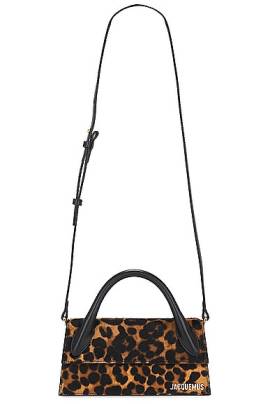 JACQUEMUS TASCHE LE CHIQUITO in Print Leopard Brown - Brown. Size all. von JACQUEMUS
