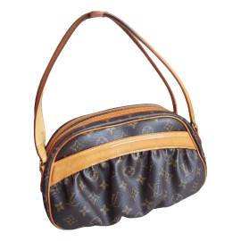 Louis Vuitton Bowly Segeltuch Handtaschen von Louis Vuitton