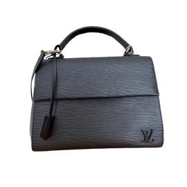 Louis Vuitton Cluny Leder Kleine tasche von Louis Vuitton