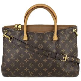 Louis Vuitton Pallas Leder Handtaschen von Louis Vuitton