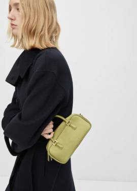 Satinierter Mini-Bowling-Bag von MANGO