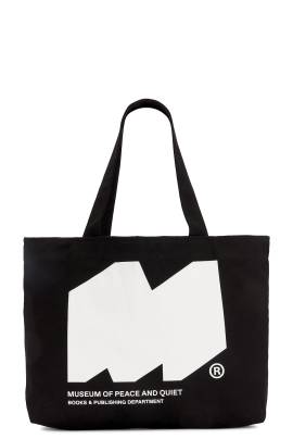 Museum of Peace and Quiet TOTE-BAG MUSEUM PUBLISHING TOTE BAG in Schwarz - Black. Size all. von Museum of Peace and Quiet