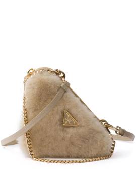 Prada Mini Triangle Tasche mit Shearling - Nude von Prada