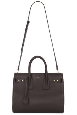 Saint Laurent TASCHEN SMALLL SAC DE JOUR in Dark Sweet Choco - Chocolate. Size all. von Saint Laurent