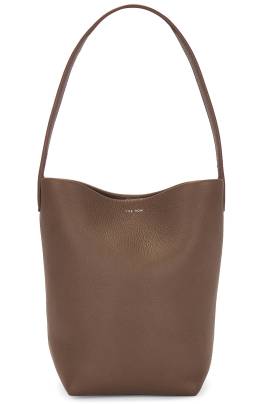 The Row TASCHE SMALL N/S PARK in Dark Olive PLD - Brown. Size all. von The Row