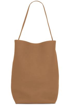 The Row TASCHE in CINNAMON - Burgundy. Size all. von The Row
