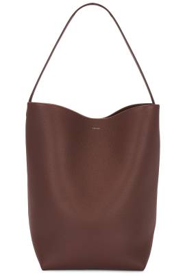 The Row TOTE-BAG in BURNT WOOD - Brown. Size all. von The Row