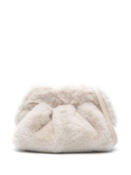 Themoirè Tia Schultertasche aus Faux Fur - Nude von Themoirè