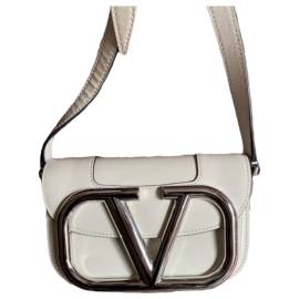 Valentino Garavani Supervee Lackleder Handtaschen von Valentino Garavani